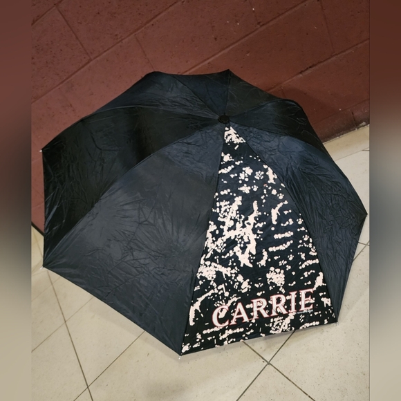 Halloween Horror Umbrella Earrings & Monsters Metal Charm Bracelet Set - Picture 5 of 6